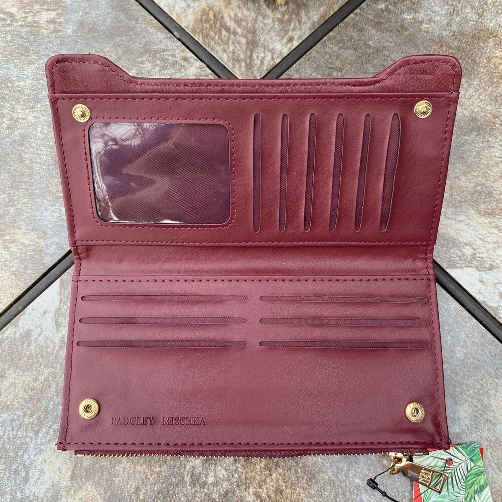 Badgley Mischka Plum Quilted Long Wallet Vegan Leather New - Picture 4 of 7